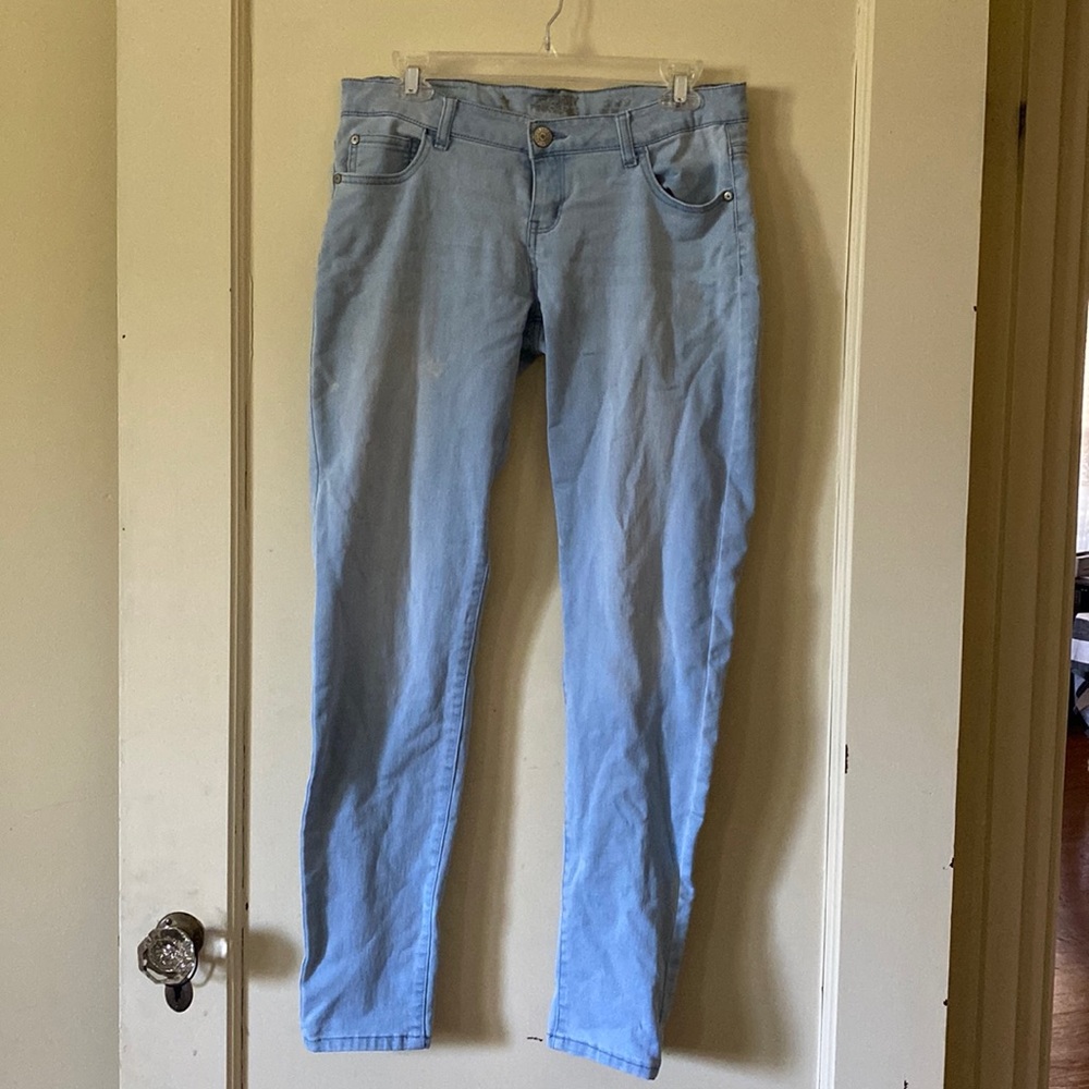 Celebrity Pink Low Rise Light Wash Jeans